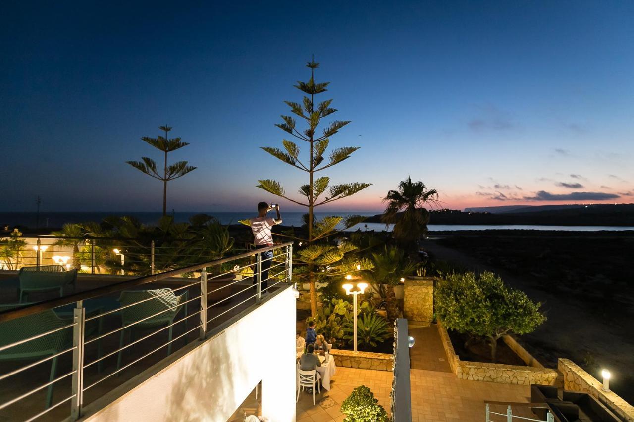 Hotel Ristorante Cavalluccio Marino LMP Exterior foto